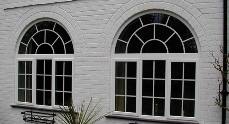 پنجره هلالی (Arched Window)